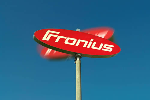 revolving logo fronius